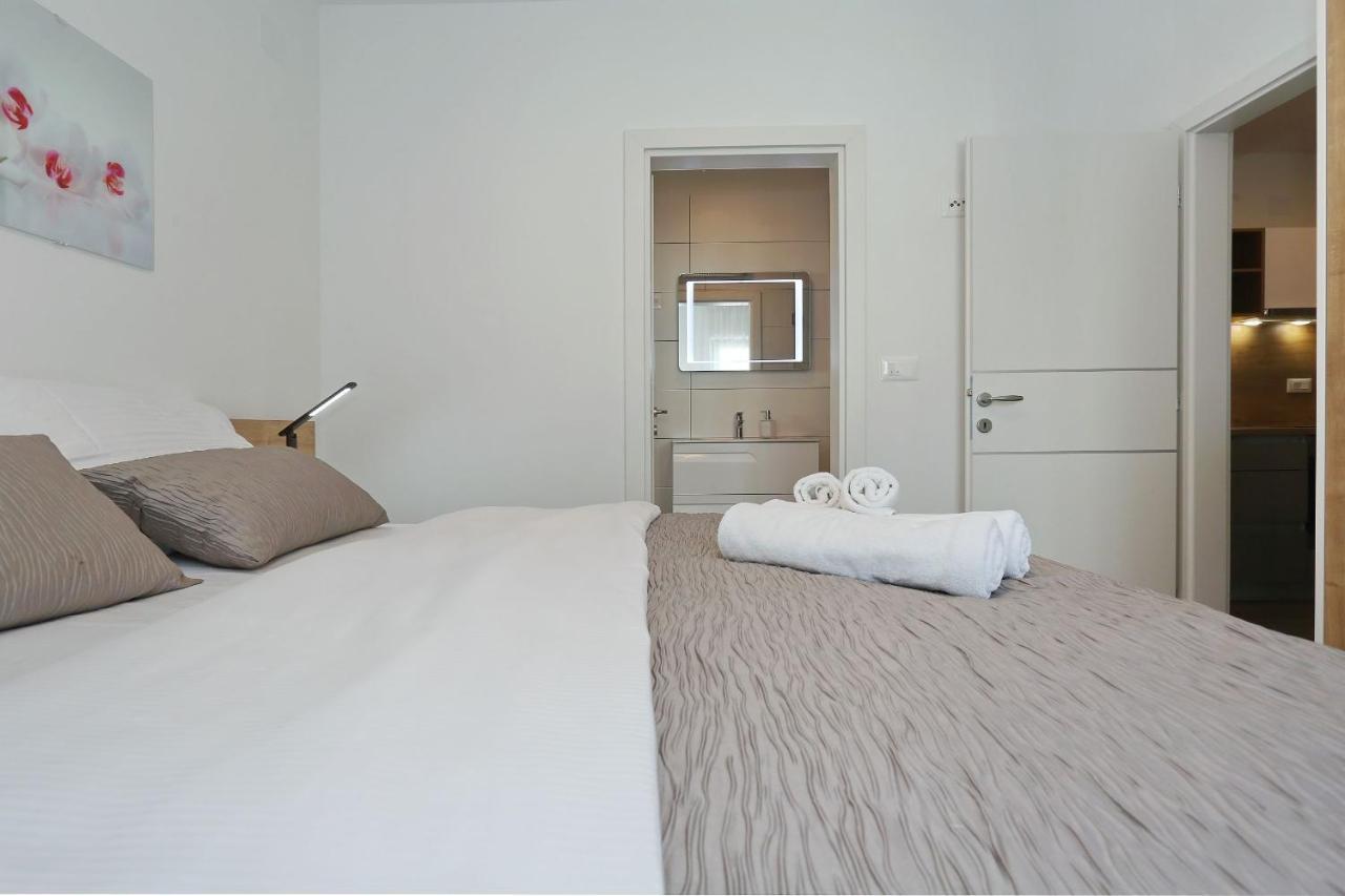 Villa Ankora 2 With Heated Pool Biograd Na Moru Exteriér fotografie