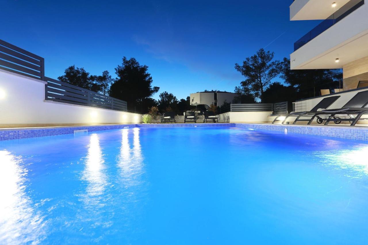 Villa Ankora 2 With Heated Pool Biograd Na Moru Exteriér fotografie